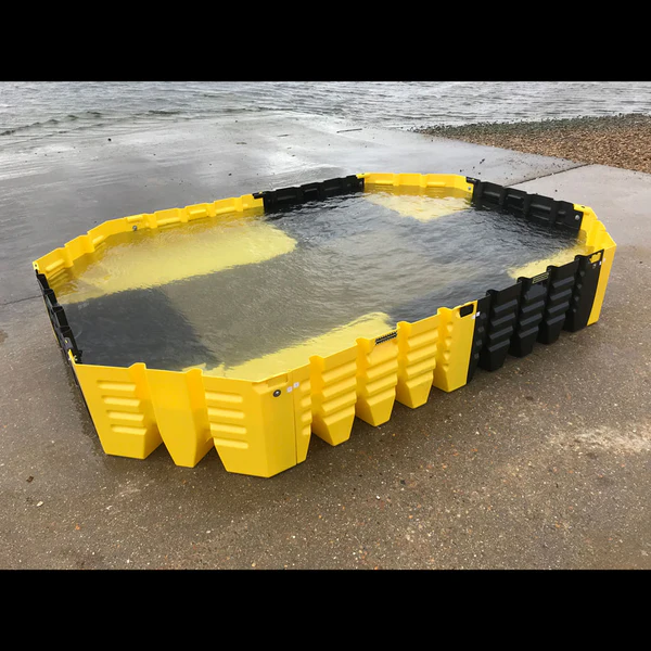 Floodfence Lightweight Barriers
