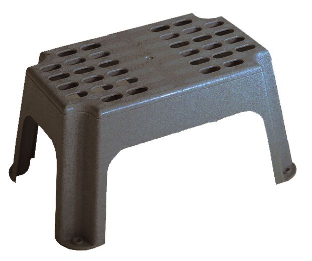 PLASTIC STEP STOOL