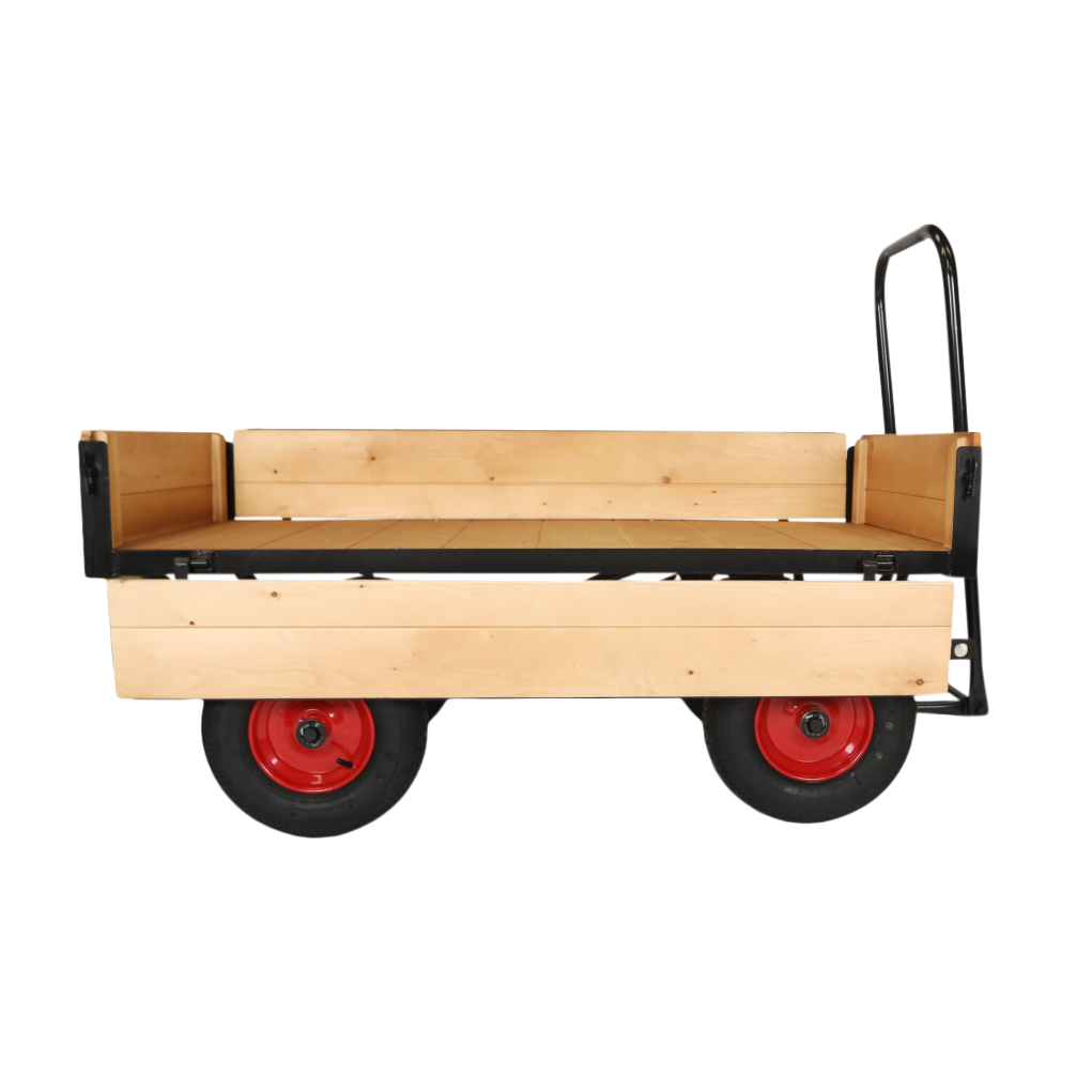 Turntable Truck with Solid Sides
