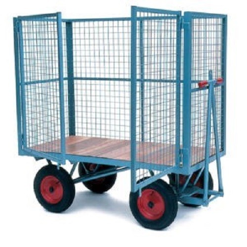Turntable Truck with Mesh Sides