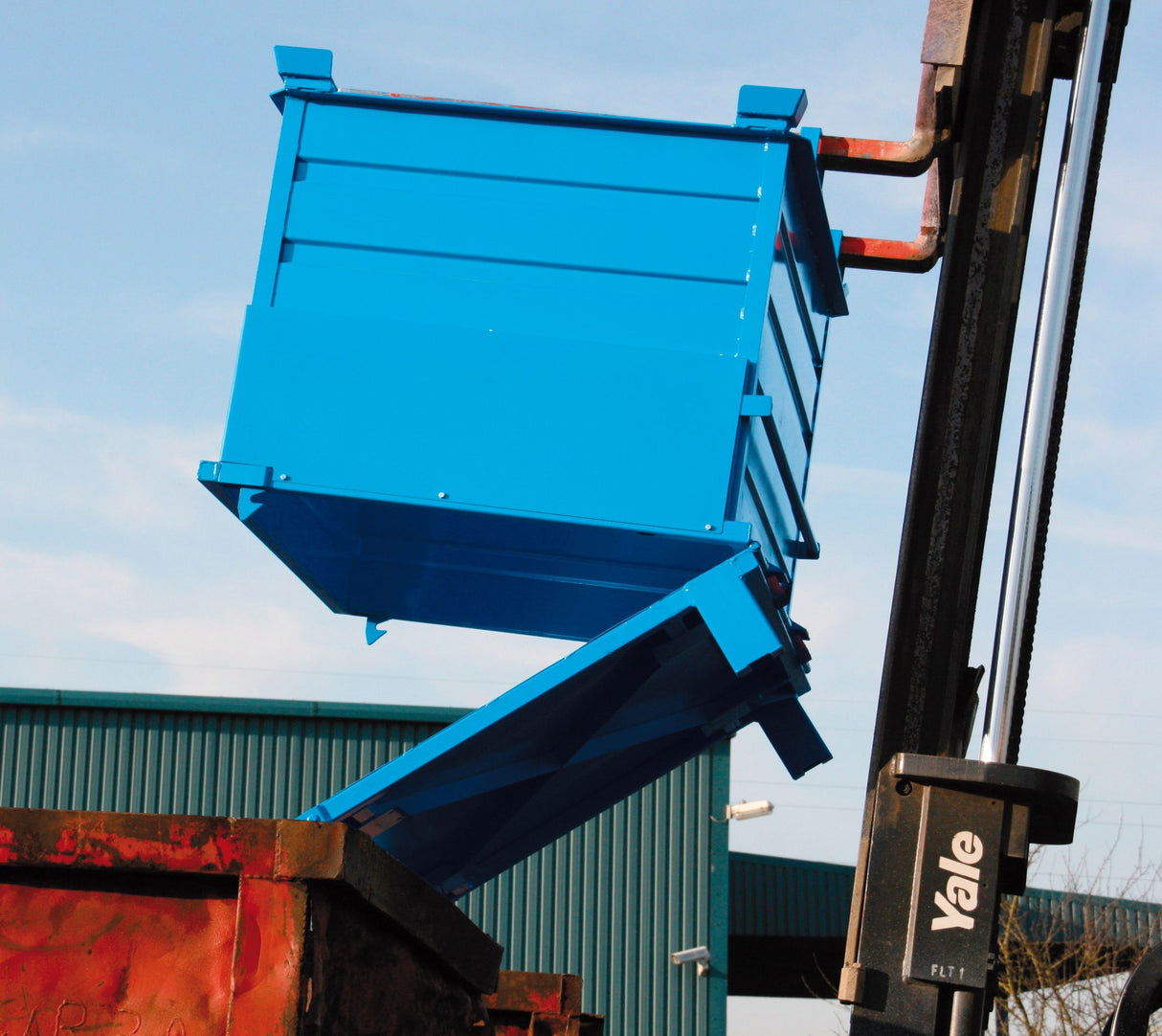 bottom emptying skip