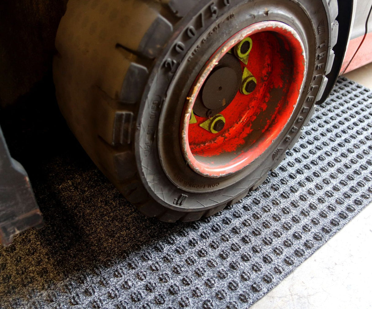 heavy duty traffic matting