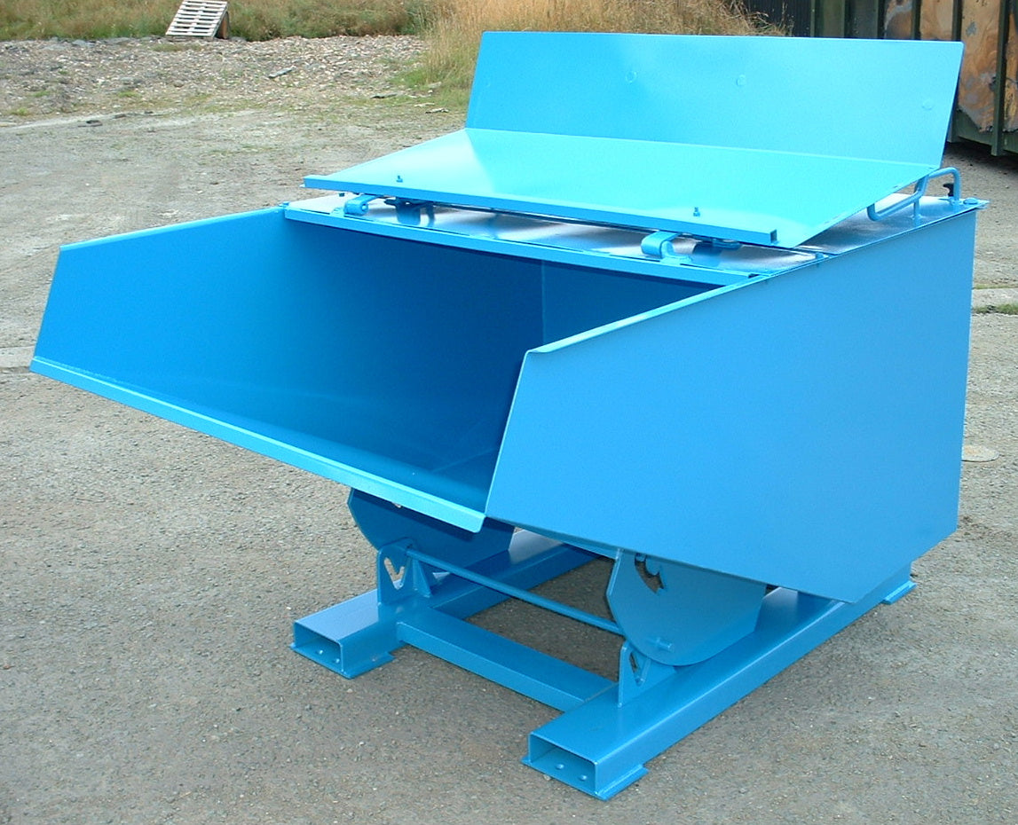 Tipping Skip with Lid