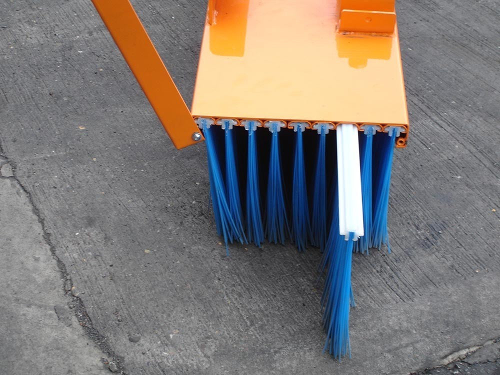 Standard Forklift Brush 3