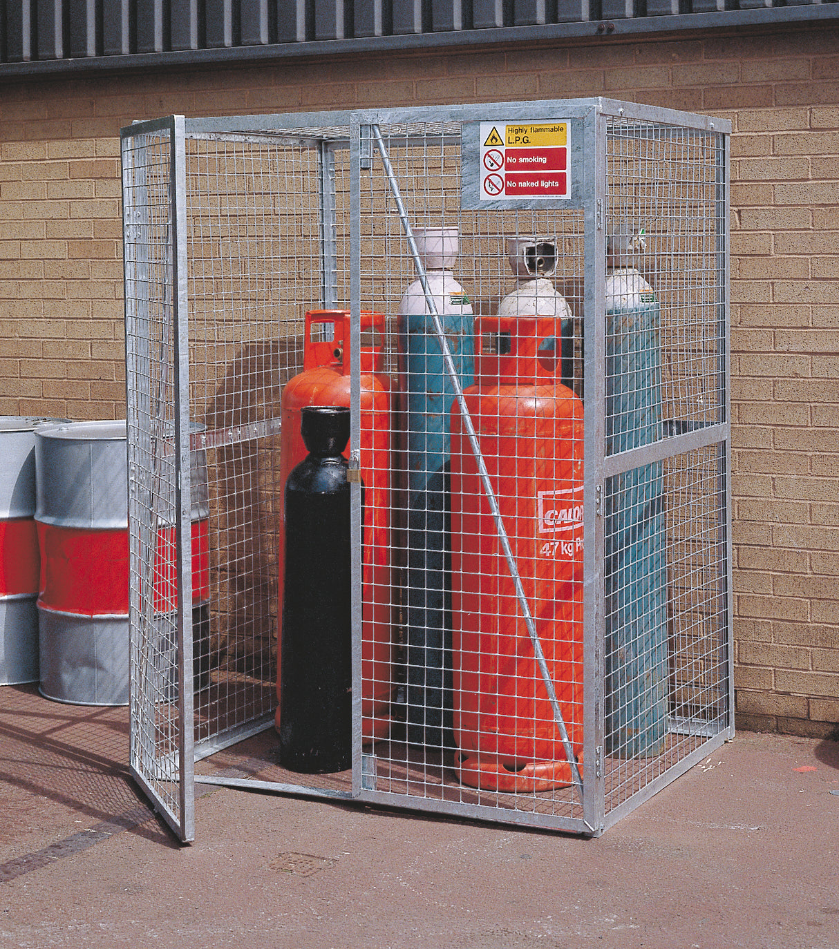 Cylinder Storage Lock-up Cages - Grenadier®