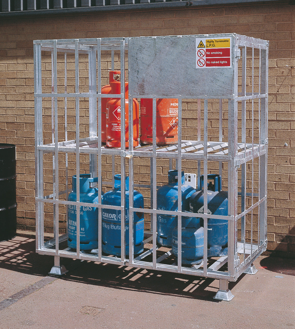 Gas Cylinder Cages - Grenadier®